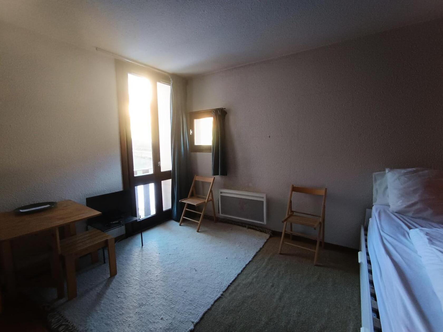 Residence Arzerier - "Special Petit Budget" Mini Studio Avec Parking Mae-9204 モンジェネヴル エクステリア 写真